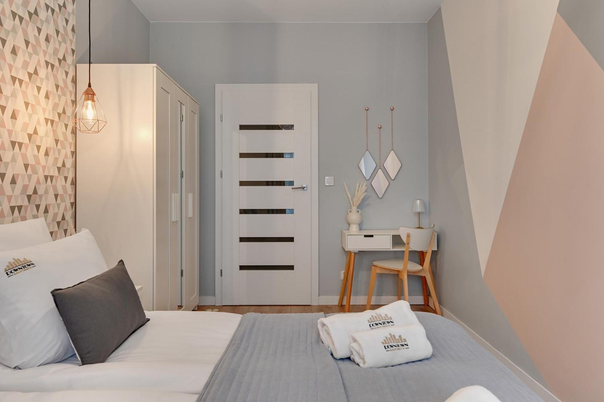 City Center Nowa Grobla Apartments & Parking By Downtown Apartments 그단스크 객실 사진